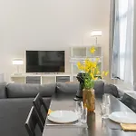 Architect's Loft By Rent * Como