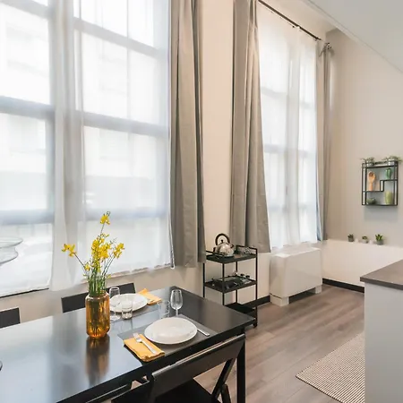 Architects Loft By Rent All Como Lägenhet