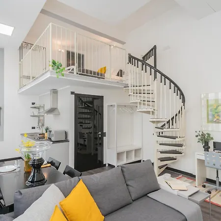 Architect's Loft By Rent 公寓 *