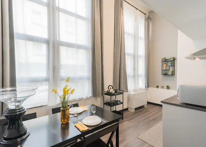 Architect's Loft By Rent 公寓